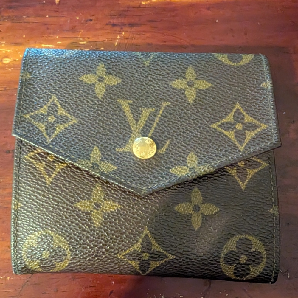 Authentic Louis Vuitton Small Brown and Gold Monogram Wallet 967173 BH
